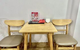 RedDoorz The Jade Hotel Than Nhan Trung