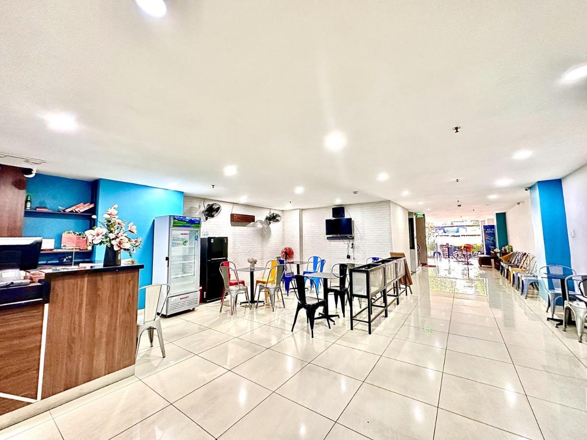 RedDoorz The Jade Hotel Than Nhan Trung Ho-Chi-Minh-Stadt Exterior foto