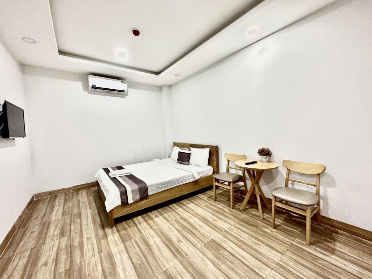 RedDoorz The Jade Hotel Than Nhan Trung Ho-Chi-Minh-Stadt Exterior foto