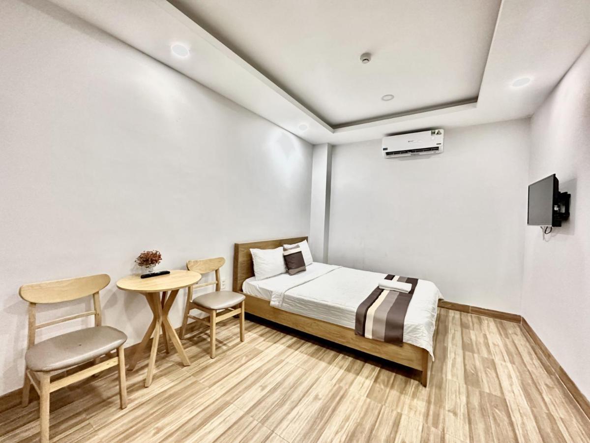RedDoorz The Jade Hotel Than Nhan Trung Ho-Chi-Minh-Stadt Exterior foto