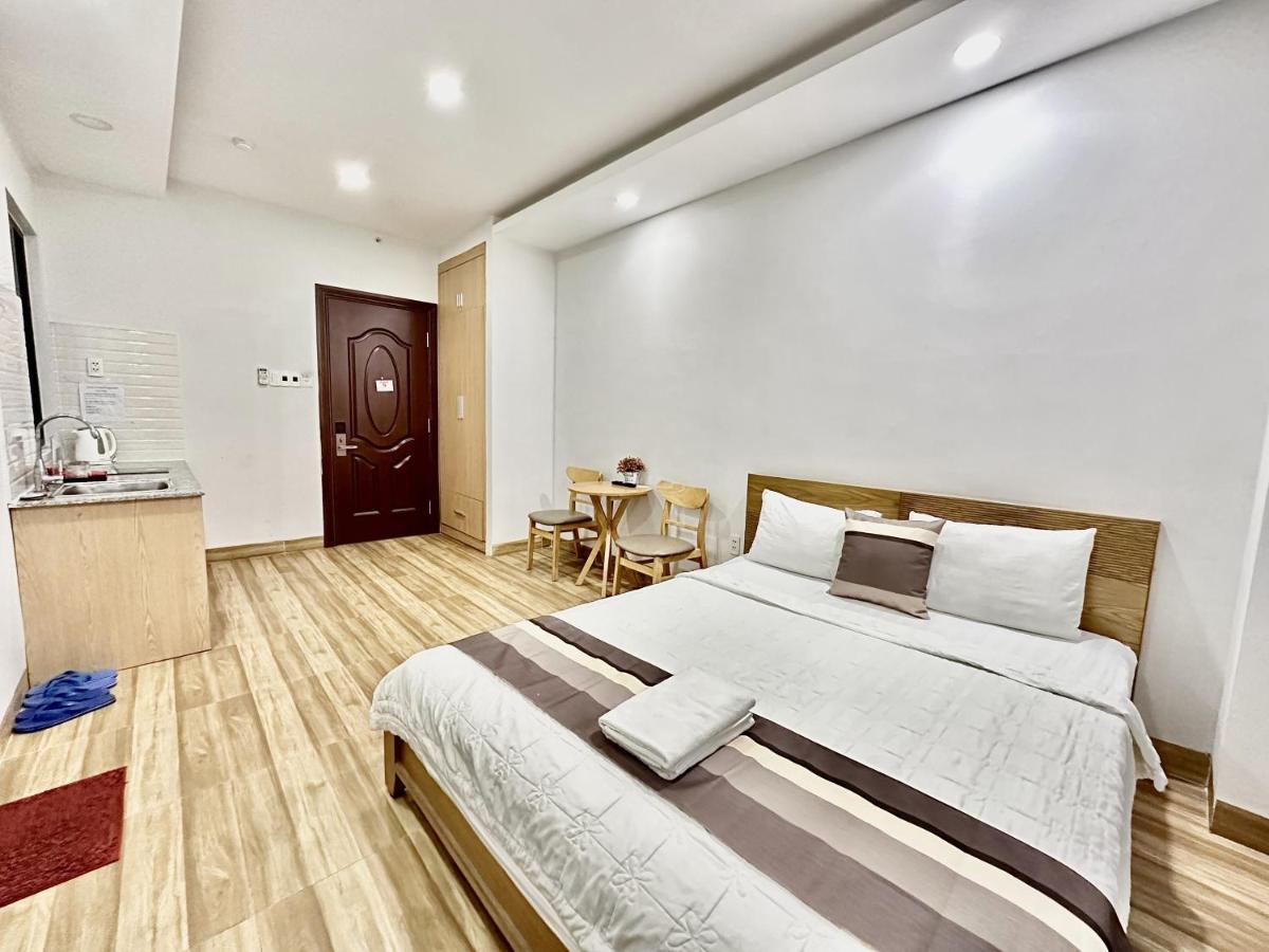 RedDoorz The Jade Hotel Than Nhan Trung Ho-Chi-Minh-Stadt Exterior foto