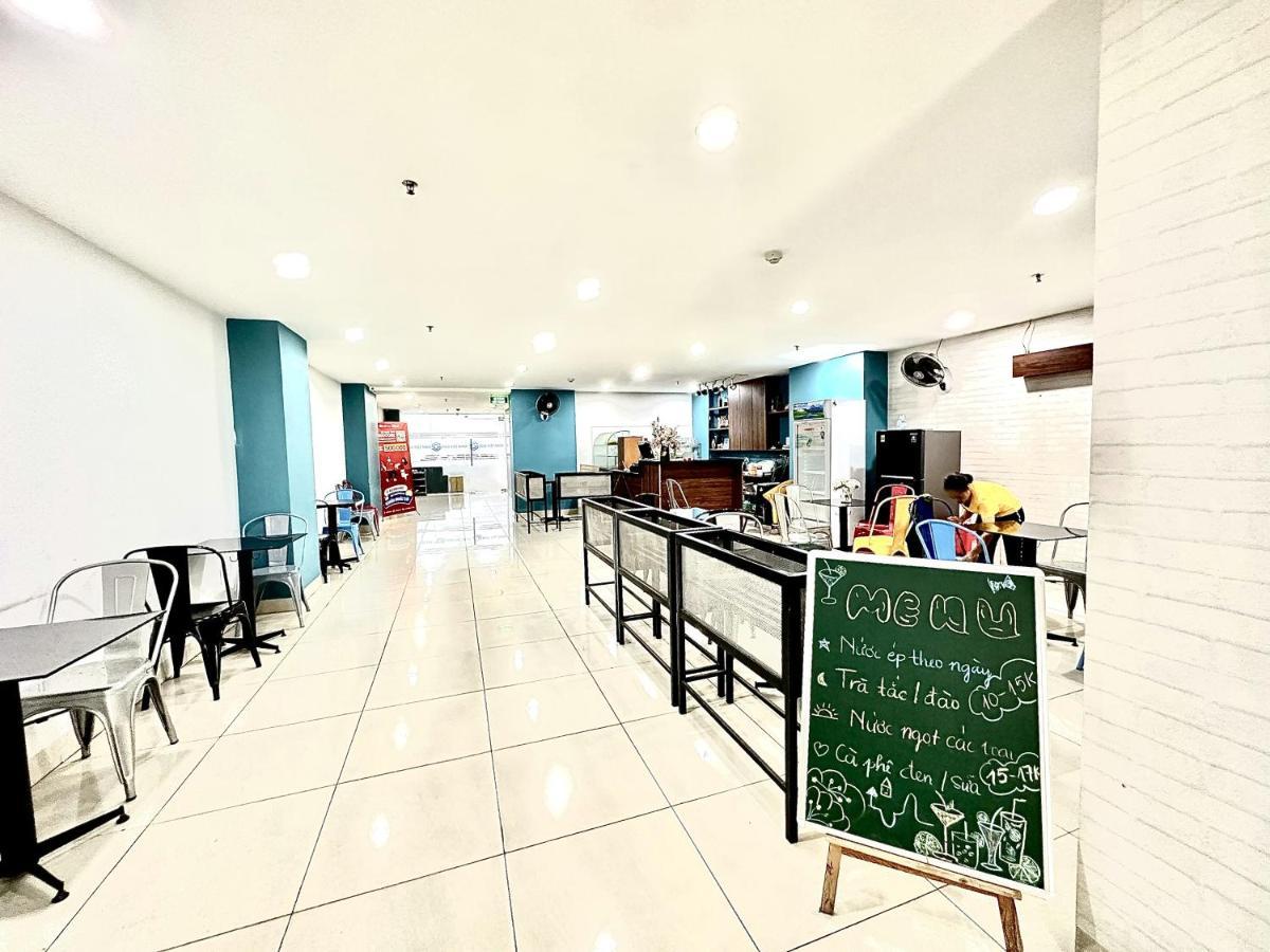 RedDoorz The Jade Hotel Than Nhan Trung Ho-Chi-Minh-Stadt Exterior foto
